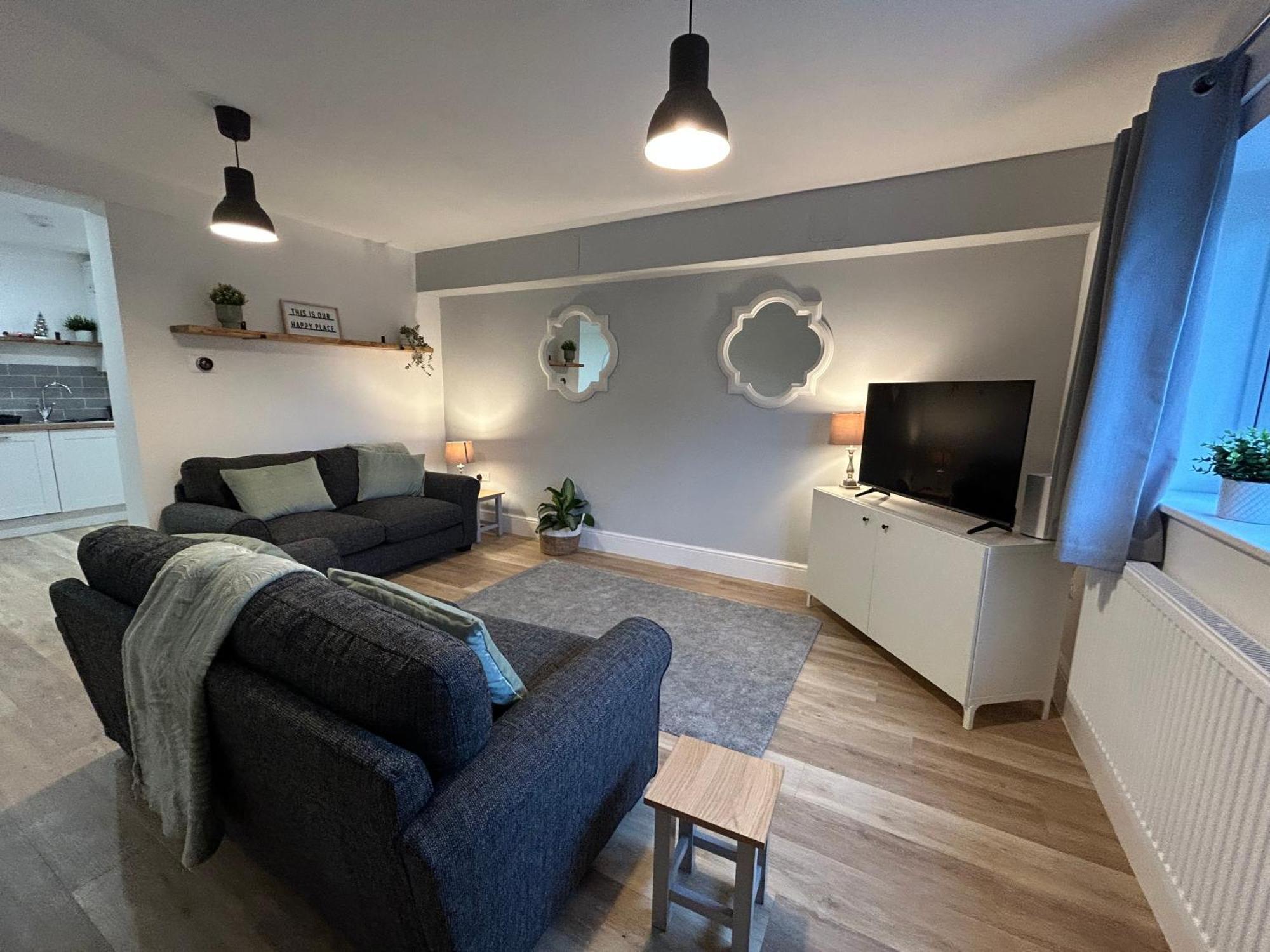 The Old Band Apartment